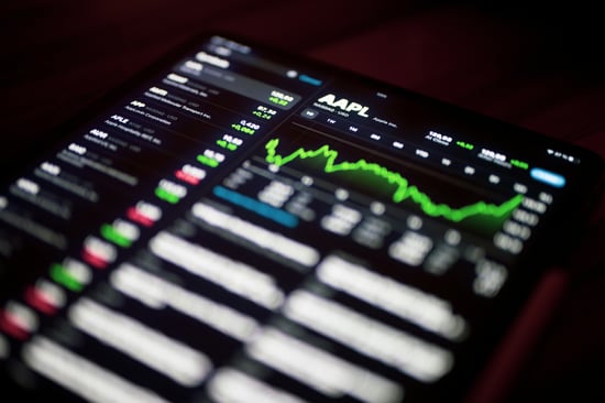Top Cannabis Stocks: Oct 12 Insight